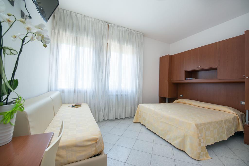 Albergo Arcobaleno Sottomarina Quarto foto