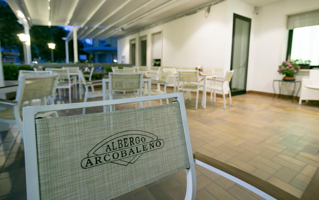 Albergo Arcobaleno Sottomarina Exterior foto